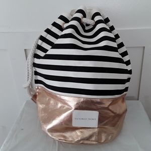 NWOT Victoria's Secret Beach Bag Tote Purse Backpak Black/white  Canvas Lge